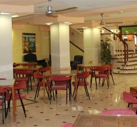 Calas Marina Szálloda 3*