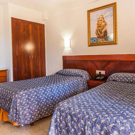 ホテル Calas Marina 3*