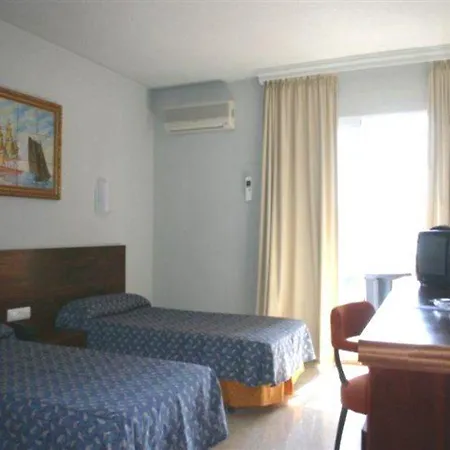 Calas Marina 3* בנידורם